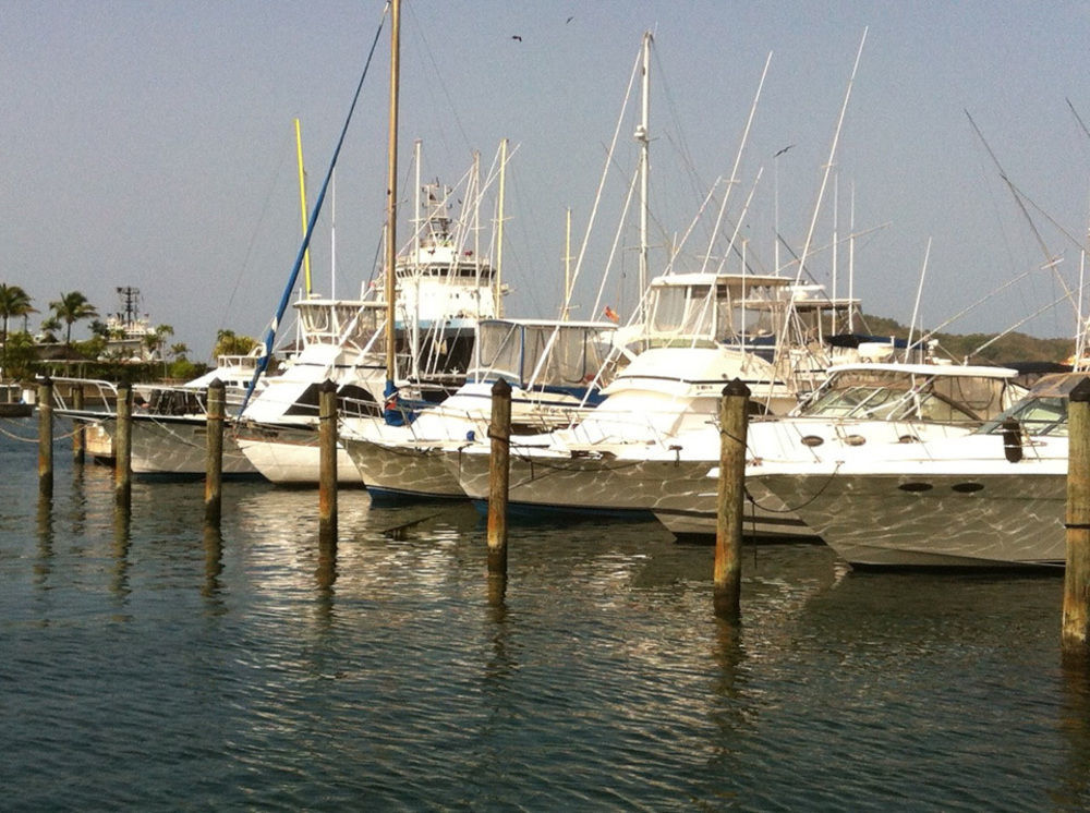 Coral Cove Marina Hotel Chaguaramas Екстер'єр фото